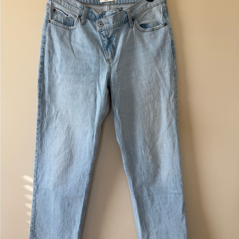 Abercrombie & Fitch The 90's Baggy Low Rise Jeans Light Wash Size 29